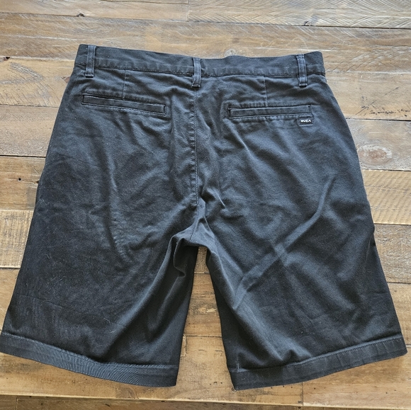 RVCA shorts, (34) - Picture 3 of 3